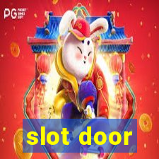 slot door